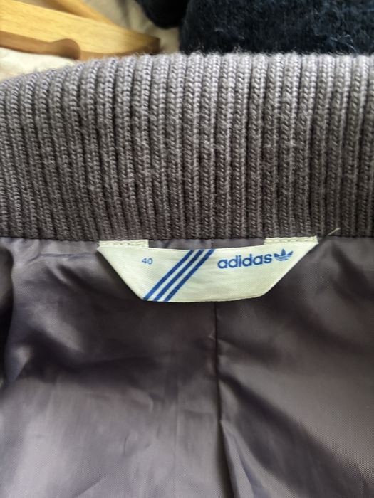 Яке Adidas размер М