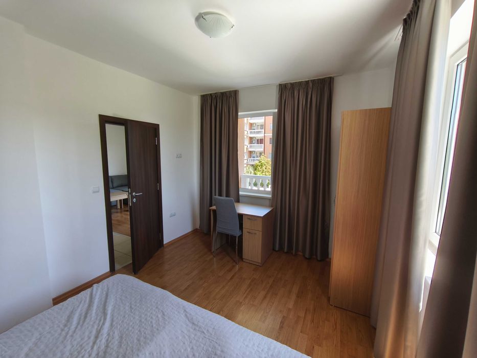 Дава се под наем Двустаен апартамент в к.к. Слънчев бряг - 55 кв.м за 420 € - Снимка #1