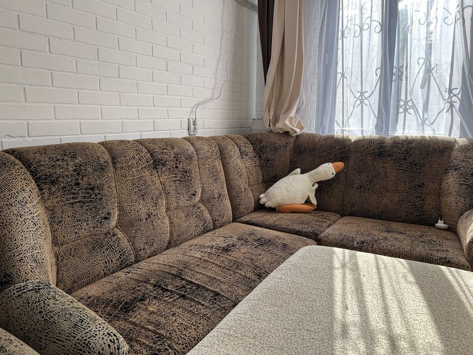 Продам Диван для гостиной