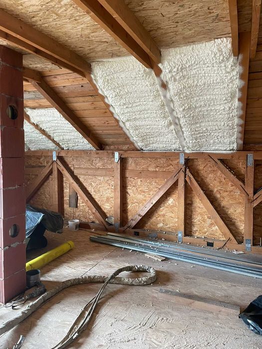 Izolatie cu spuma poliuretanica Arad