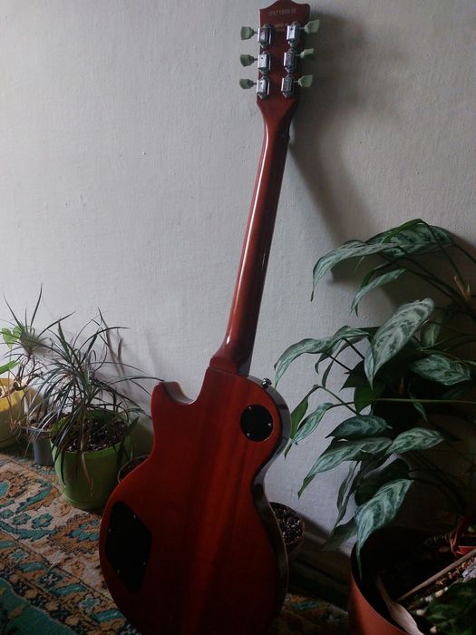 Электрогитара Gibson Les Paul