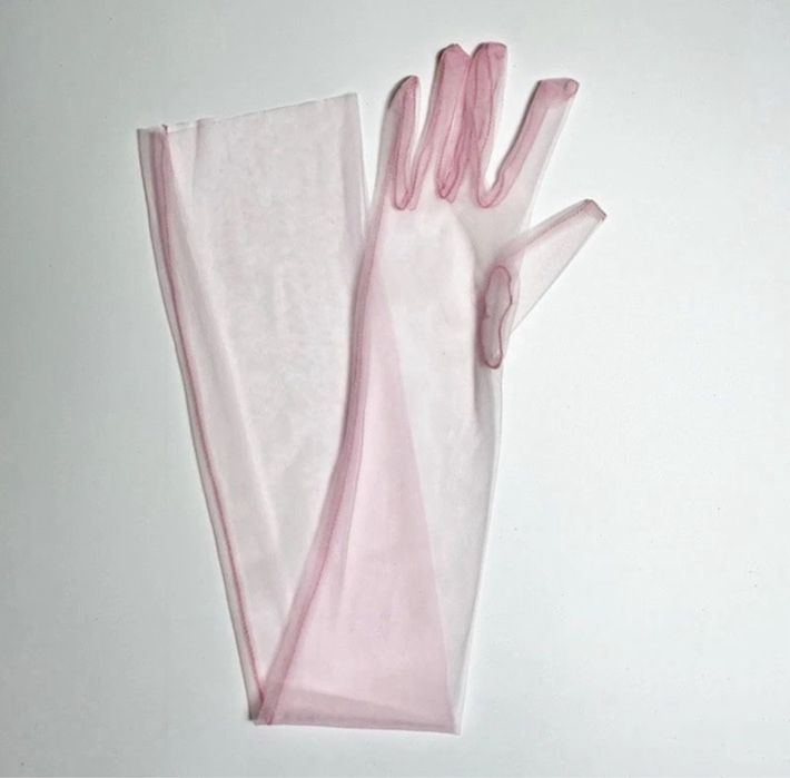 дълги ръкавици от тюл
