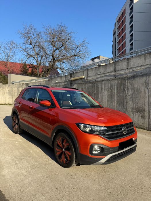 VOLKSWAGEN T-Cross