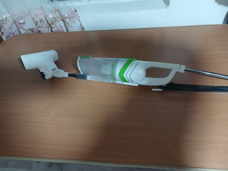 Пылесос компактный!!!