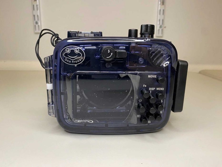 Carcasă subacvatică Sea Frogs pentru Sony RX100 I–V, ca noua, cutie