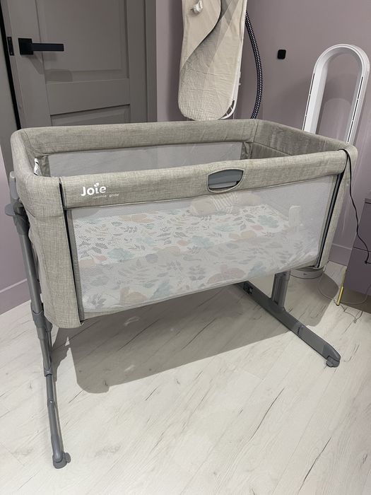Продам манеж кроватку joie
