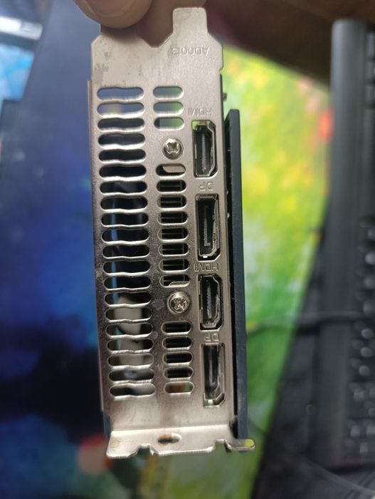 Продам видеокарту 3070М