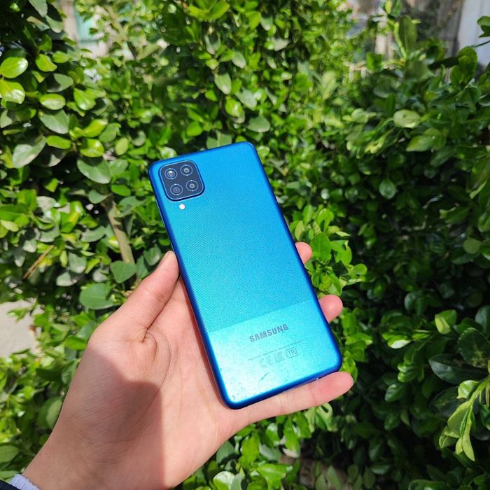 Samsung A12 dastavka bor