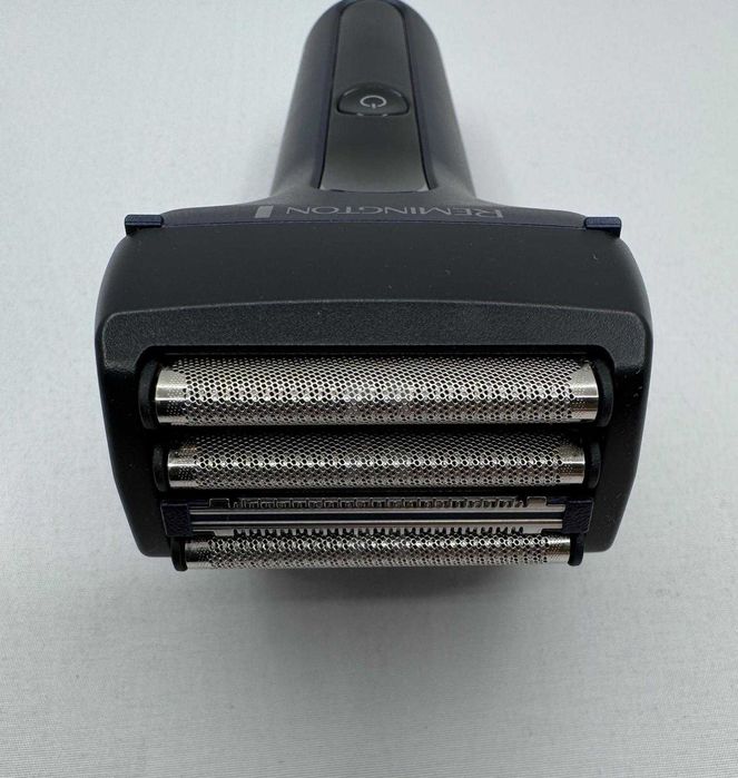 Aparat de ras Remington F7000 Style Series F7