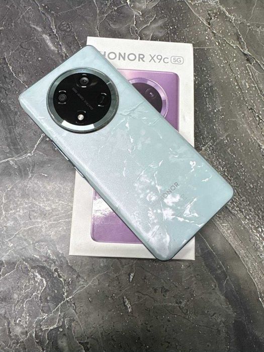 Смартфон HONOR X9c 12 ГБ/256 ГБ зеленый