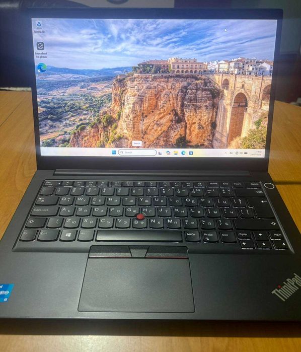 Lenovo ThinkPad E14 Gen 2 / i5-1135G7 / 16GB / 256GB SSD NVMe