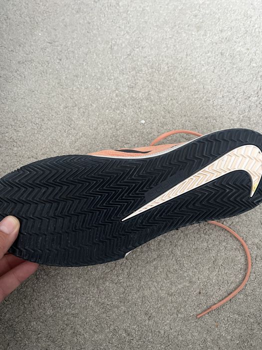 Нови Маратонки Nike за тенис на корт