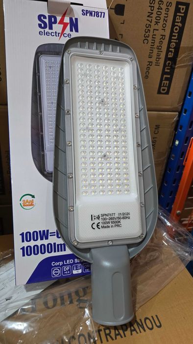 Corp led stradal!