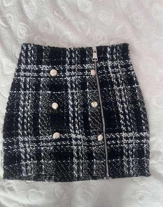 Пола с копчета, черно-бяла