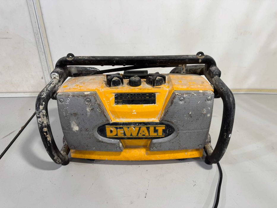 Радио  - Dewalt DC010 - LX / 110V