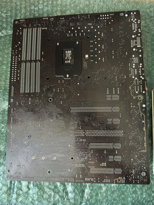 Placa de baza Asus Z170-AR + i7-7700ES