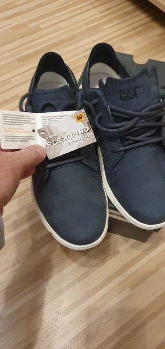 Pantofi sport CAT mărimea 40