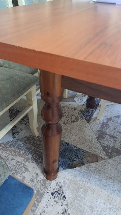 Продаётся стол длинный