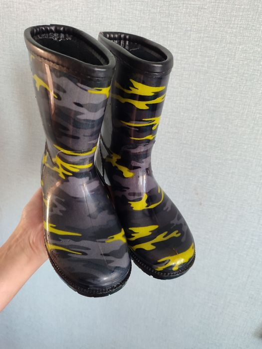 Резиновые сапоги размер 30 в идеальном состоянии