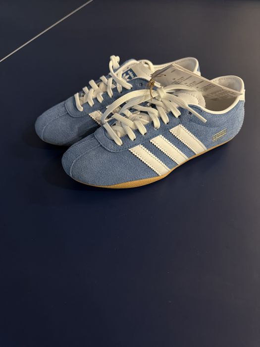 Adidas tokio