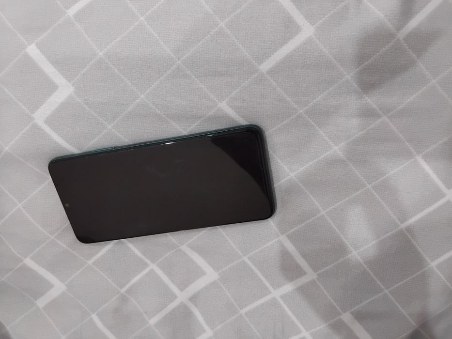 Хуавеи нова ю71 128гиг,