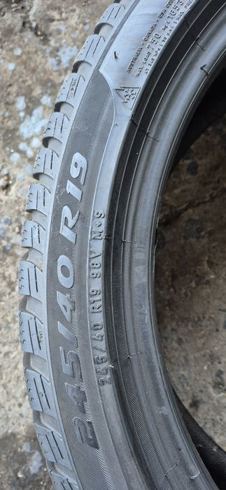 4 anvelope iarna RFT Pirelli,fata 245/40/19,spate 275/35/19.Pret/buc.