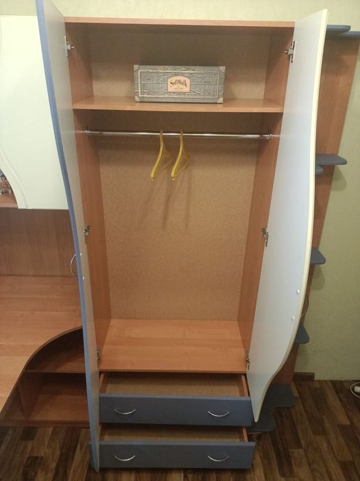 Продается детский спальный  гарнитур.