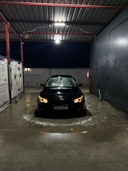 Vând/Schimb  BMW e 60,523i