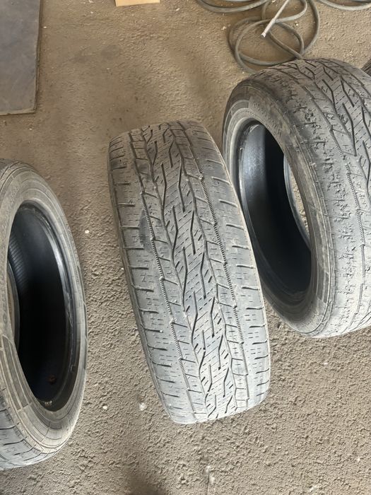 Продам шины 215/60/17