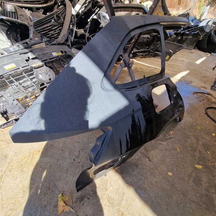 Skoda Octavia 4  2023 заден десен калник панел