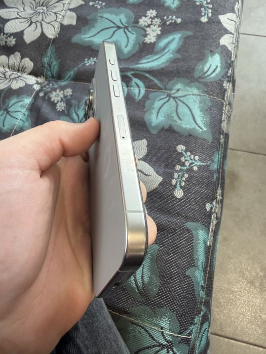 iphone 16 pro, 98% battery, 256 gb/ бартер