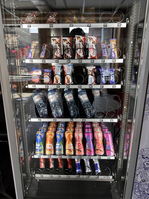 Вендинговый  аппарат UNICUM FOODBOX