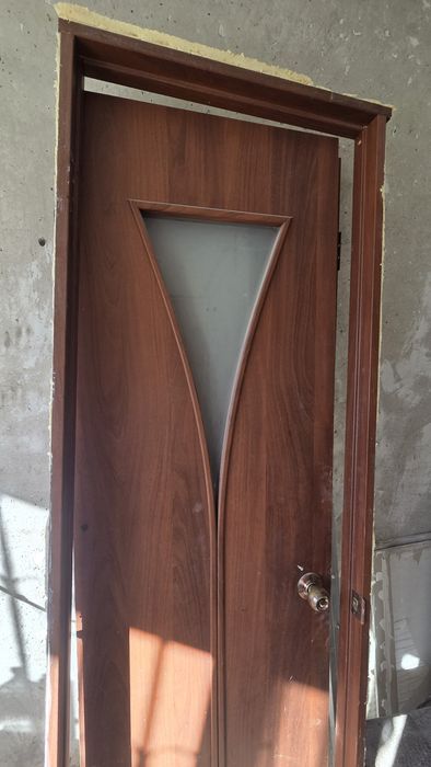 Отдам бесплатно двери