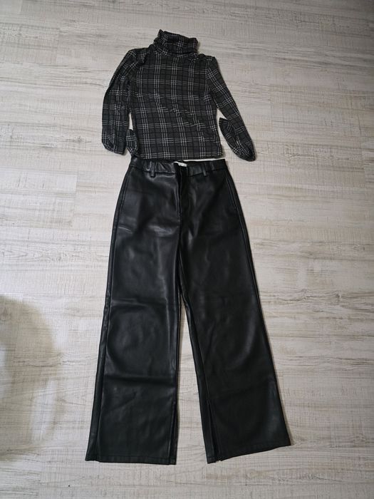 Pantaloni  piele ecologica achiziționați de la reserved