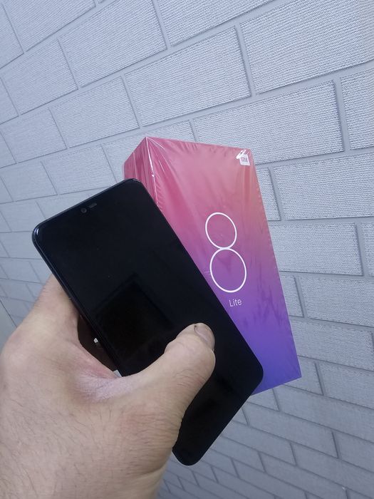 Xiaomi 8 lite 4.64 korobka rasm o'zi  full kamplekt bunaqasi yo'q aniq