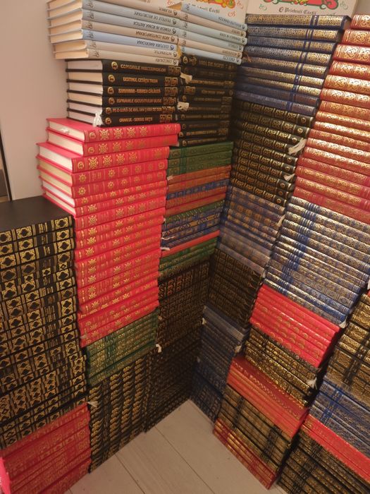 Colecție Prietenii Cartii, 350 vol, Cartonate, LUX
