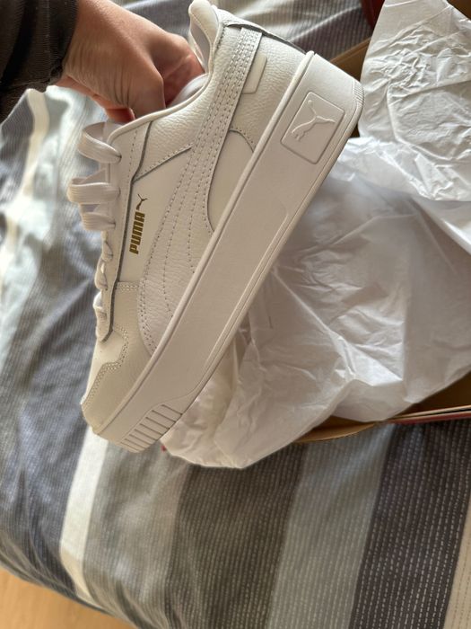 Бели кецове Puma