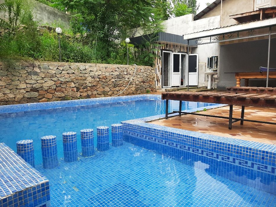 Dacha bor arzonroq