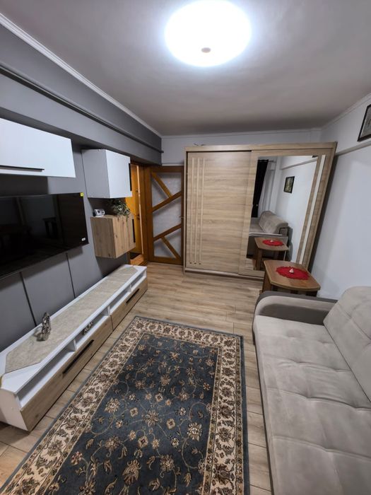 Garsonieră centrală cu priveliște deosebita de închiriat