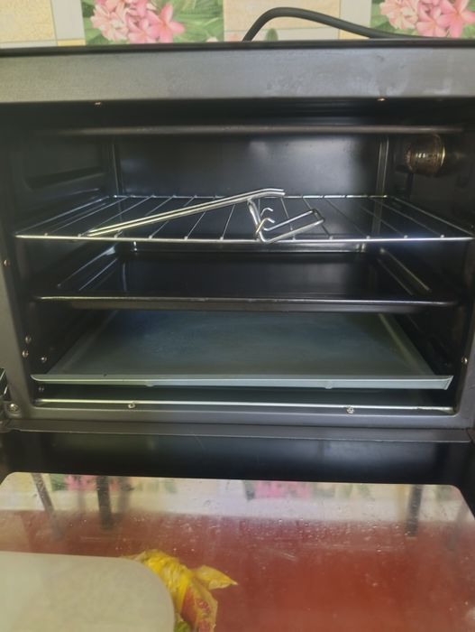 Продам духовку в отличном состоянии
