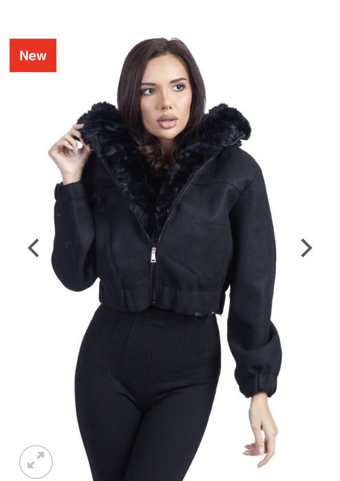 Зимно късо палто в черно