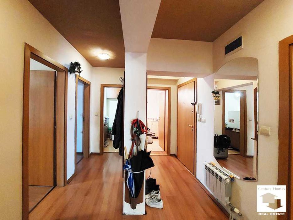 Продава се Многостаен апартамент в Велико Търново, Център - 184 кв.м за 2256 €/кв.м - Снимка #17