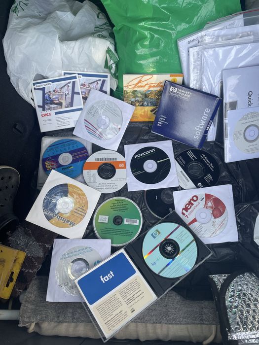 Дискове с програми 35бр!