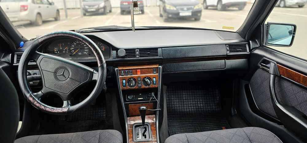 Mercedes 124 2.2 плита универсал