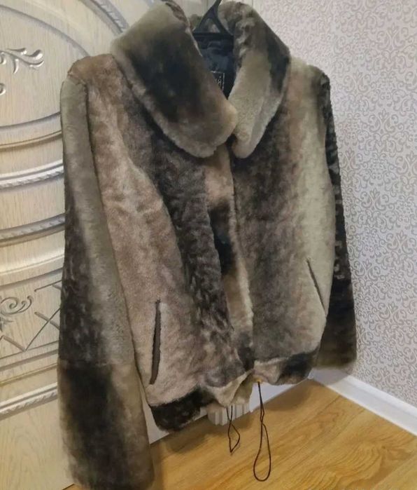 Продам шубу мутон.