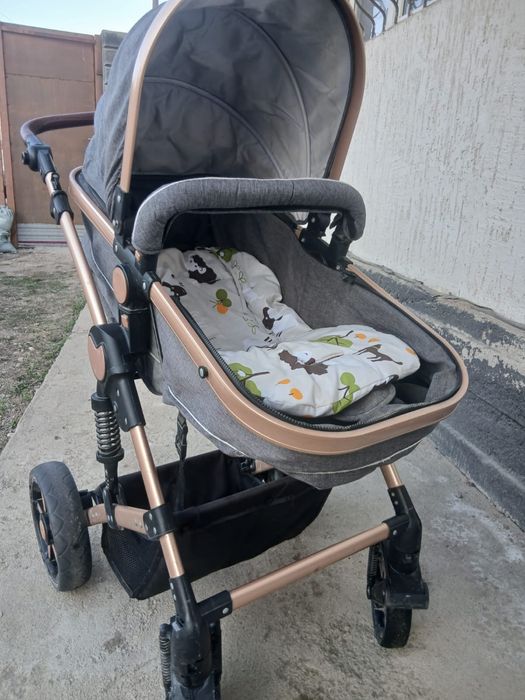 Продам детскую коляску