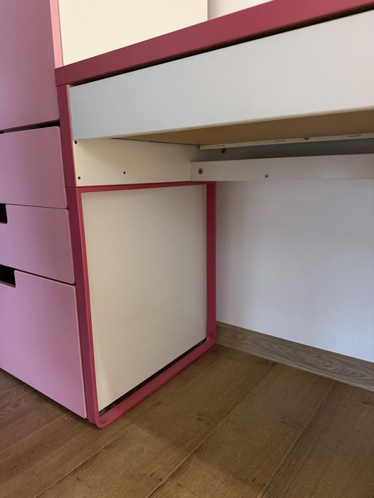 Розово бюро IKEA