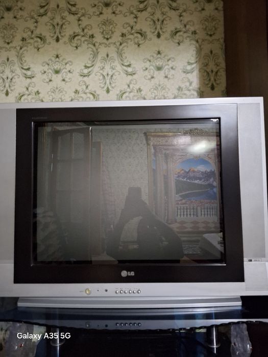 LG televizor video kaseta DVD kalonka bass+ pastavka