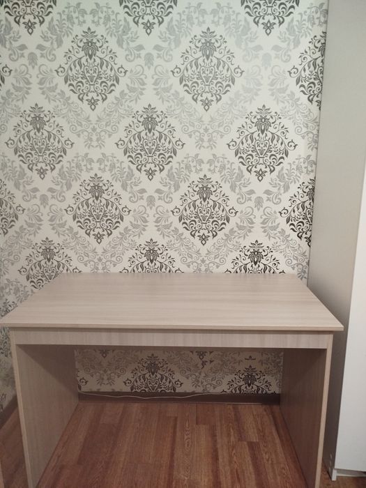 Продам письменный, рабочий стол