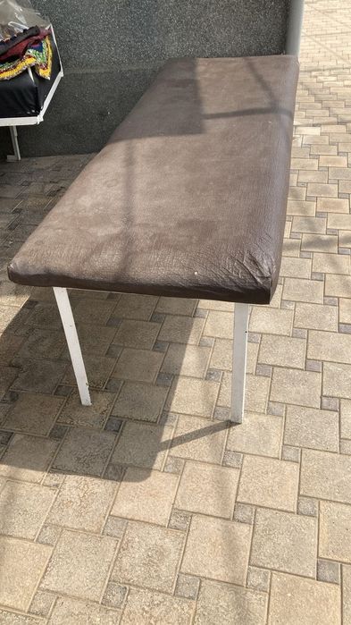 Столы и стулья б/у